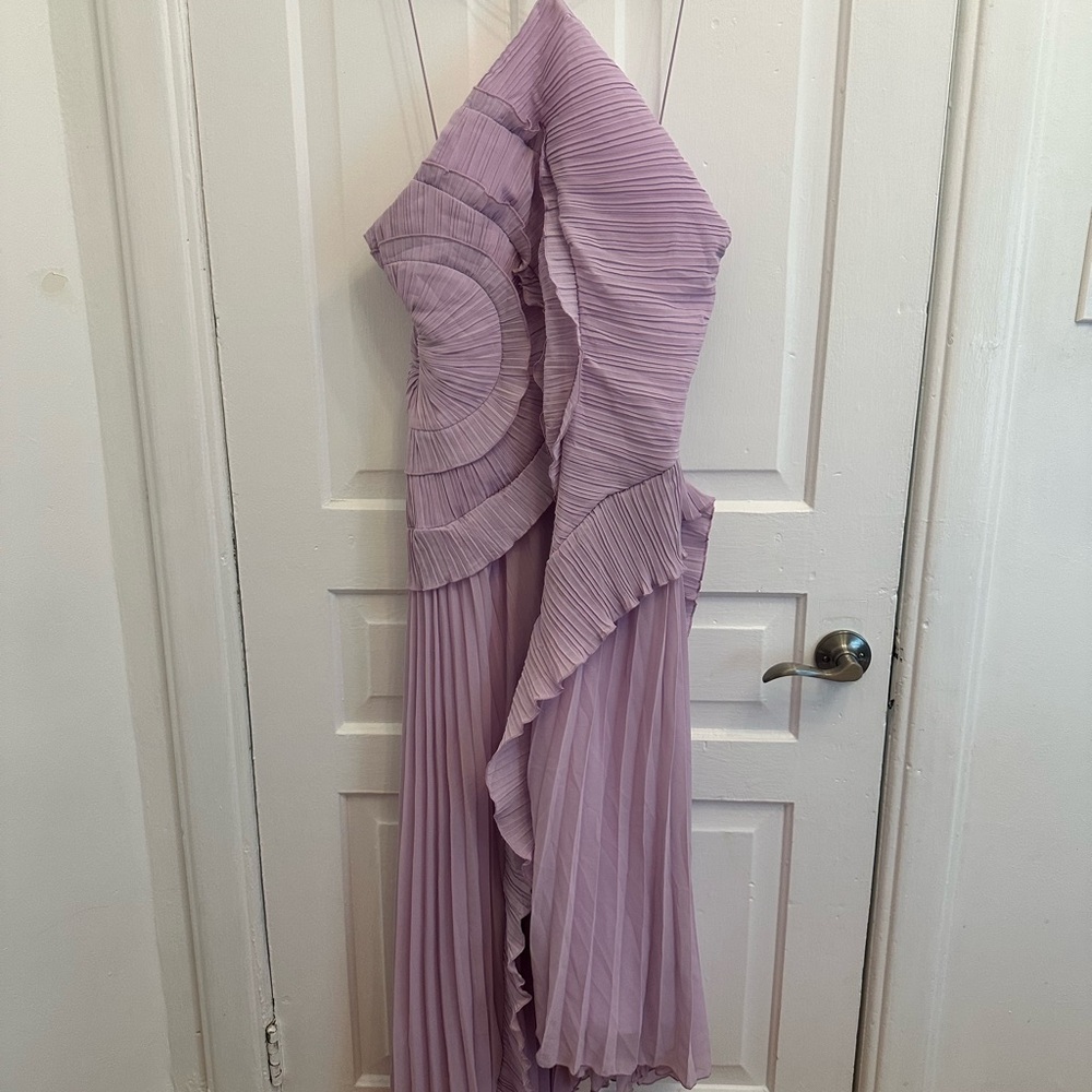 Chic Asymmetrical Pleated Dress in Soft Purple